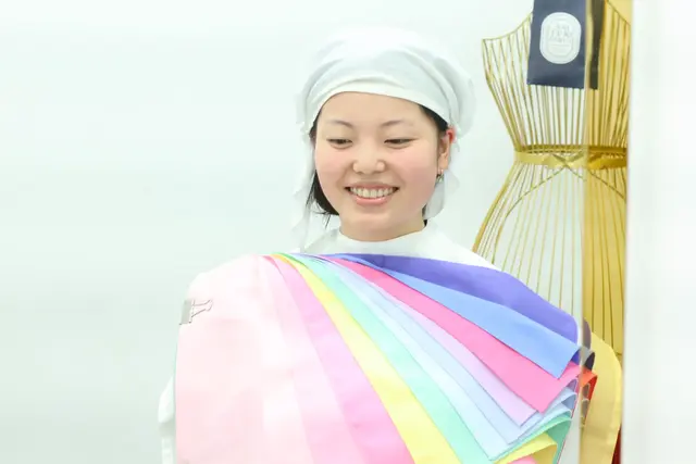 Colorga Sanda Hongdae Donggyo Center Branch | Personal Color Analysis