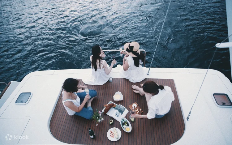 Busan Premium Yacht Tour (Pets Allowed)