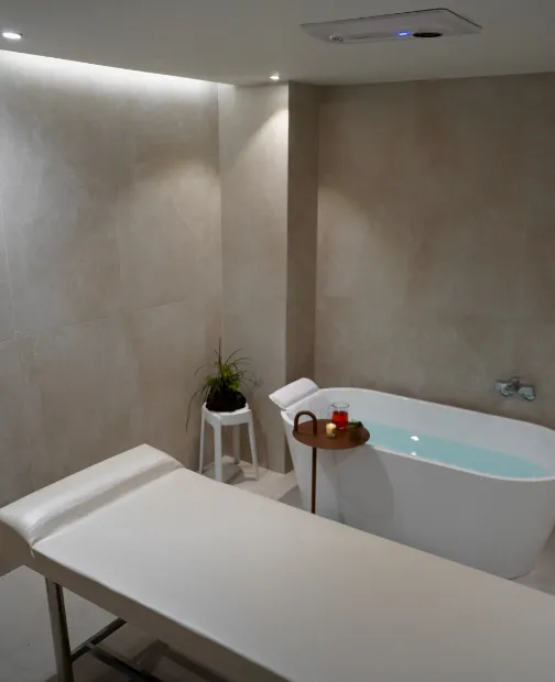 Seian Yeonnam | Women-only Private Bath & Body Scrub