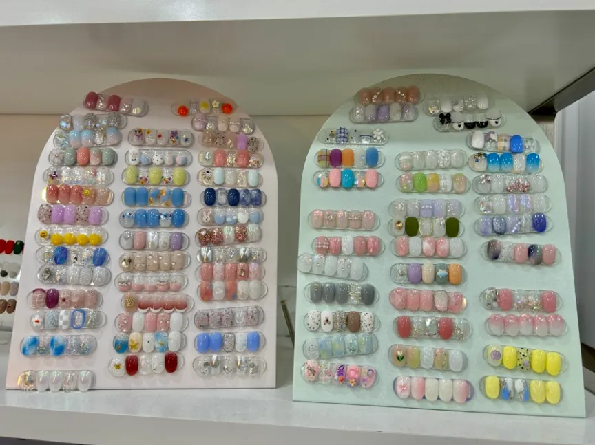 Oneulgwa Daleun Nail Hongdae