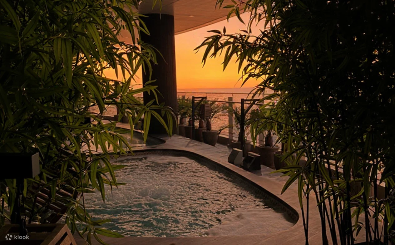 Busan Club D Oasis Spa & Water Park Pass