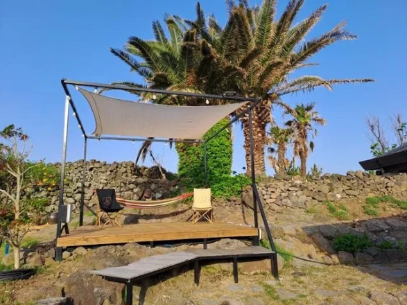 Jeju Geumseong Ivy Pension