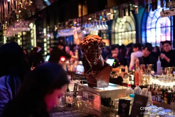 Popular Lounge Bar in ItaewonㅣGlam Lounge