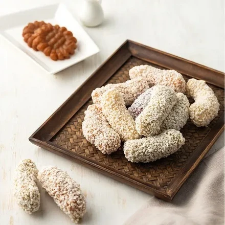 [Bom Odaga] Assorted Traditional Korean Sweets Gift Set – Sodam Hangwa (Flavors of Rice Puffs + 4 Glutinous Rice Yakgwa + 4 Whole Wheat Yakgwa), 1 Box, 400g