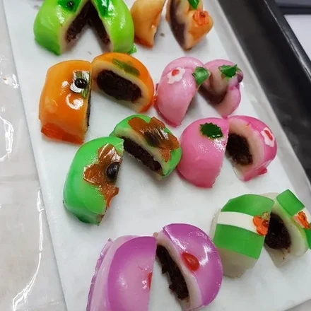 Premium Handmade Traditional Korean Wagashi Gift Set – 15 or 30 Pieces, Perfect for Engagement Ceremonies, Parents, or Elderly Gifts