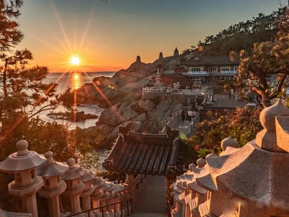 Haedong Yonggungsa Temple – Korea’s Most Beautiful Seaside Temple