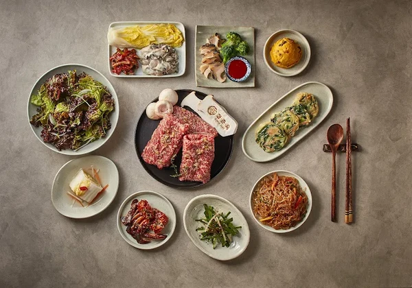 Taste the Authentic Korean Beef Ribs in CheongdamdongㅣHwachunok Cheongdam Branch
