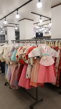 Yes Hanbok Rental