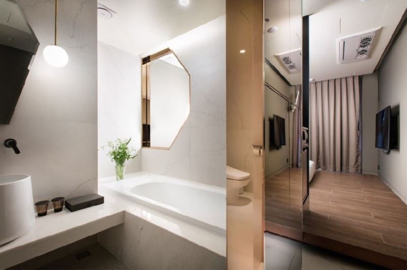 Deluxe Double + Breakfast (2 Pax)