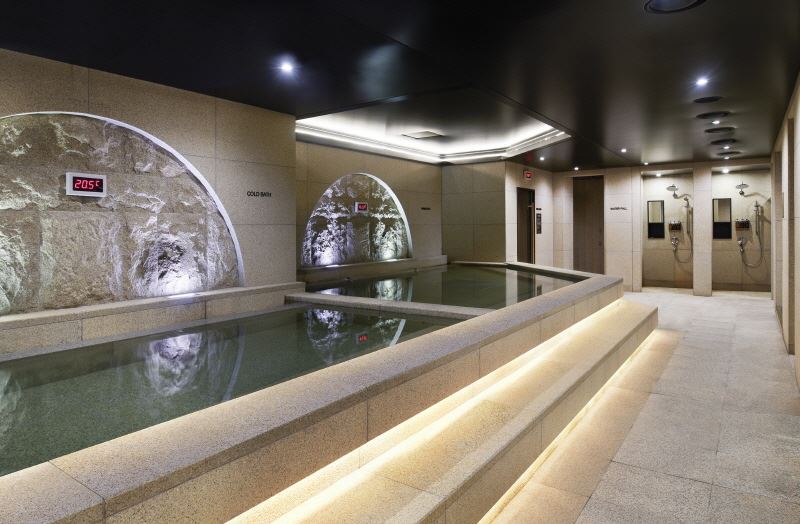 Signature Twin + Breakfast for 2