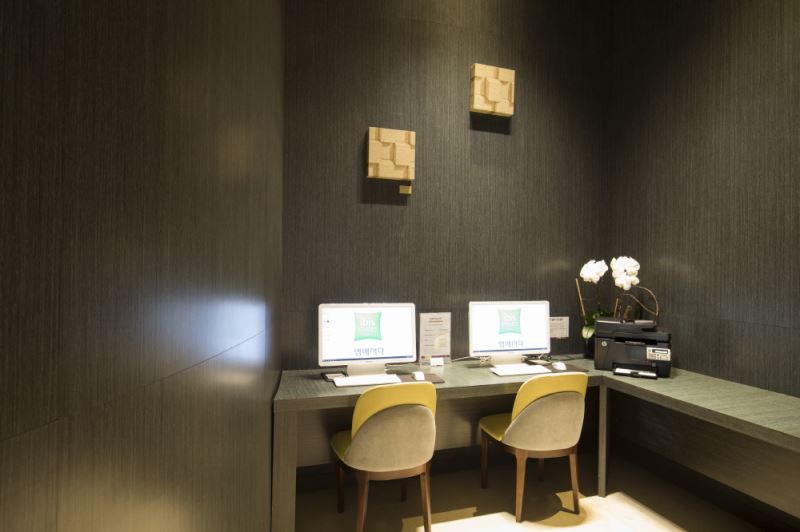 Deluxe Double with Breakfast for 2