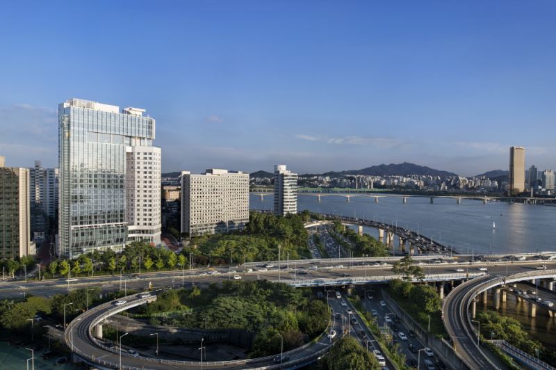 [Breakfast PKG] Deluxe River Twin (Single + Single + Breakfast for 2)