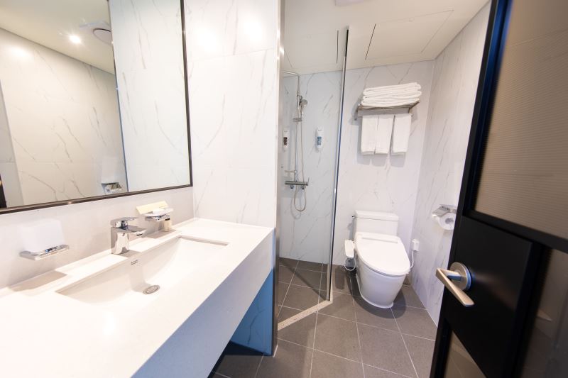 Standard Twin (Breakfast Package)