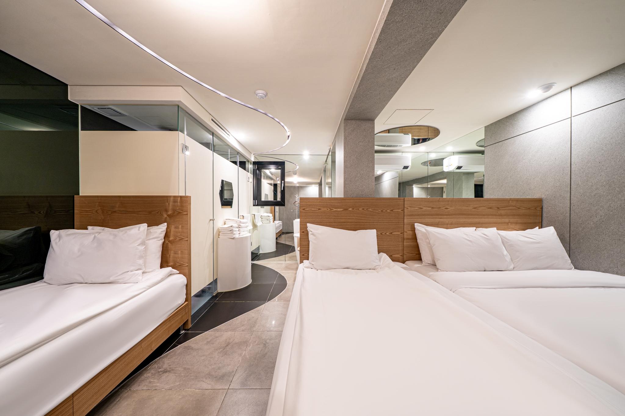 Deluxe Family Spa (Exclusive ★ Free breakfast provided (additional charges apply for additional