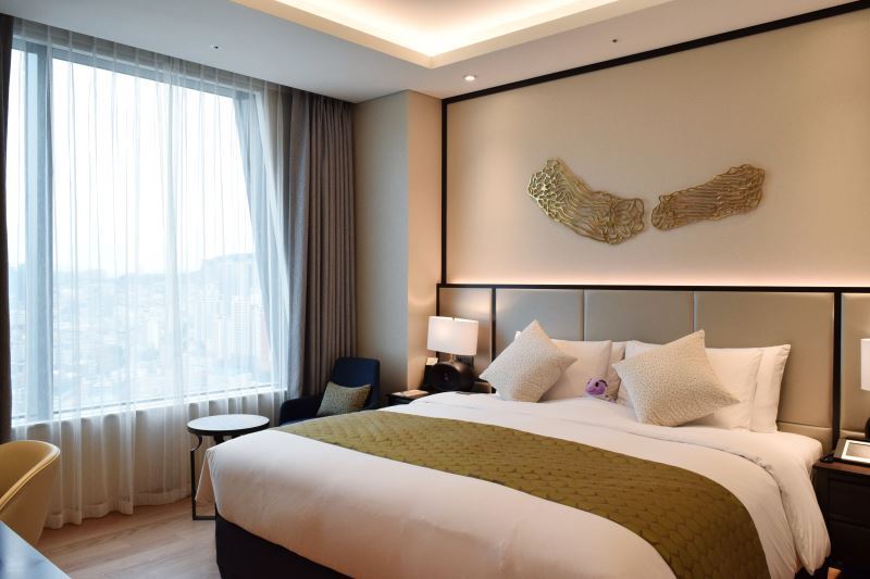 Junior Suite Double + Breakfast for 2