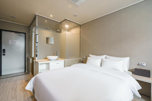 2-person room - 1 parking space (smoking allowed, 2 PCs, RTX3060)