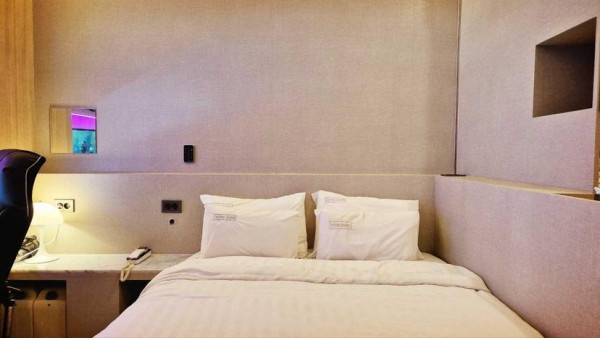 Double Room/Signature - Walk-in Special (Smoking Allowed, 2 PCs, RTX 5070)