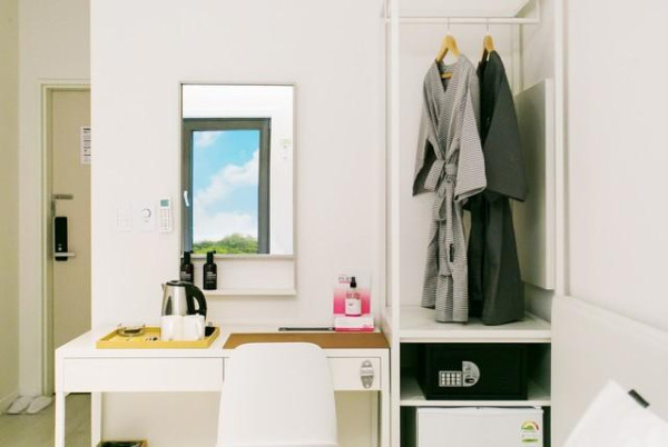 Standard double (no parking)