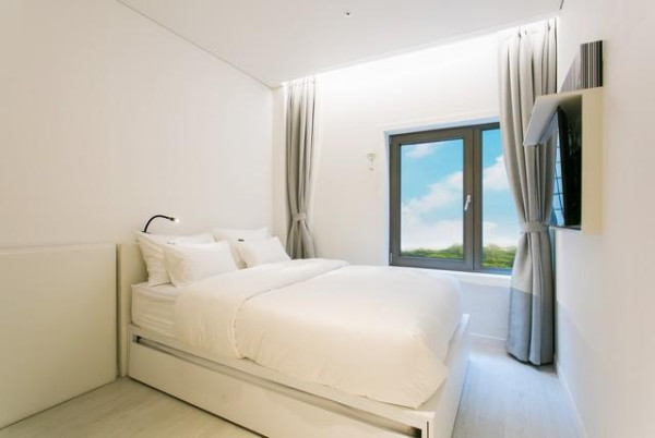 Standard double (no parking)