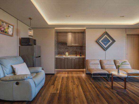 Standard Twin (Diamond Tower Package)