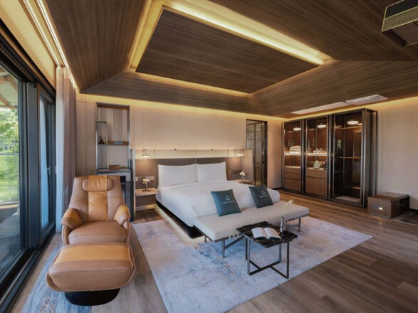 Standard Twin (Diamond Tower Package)