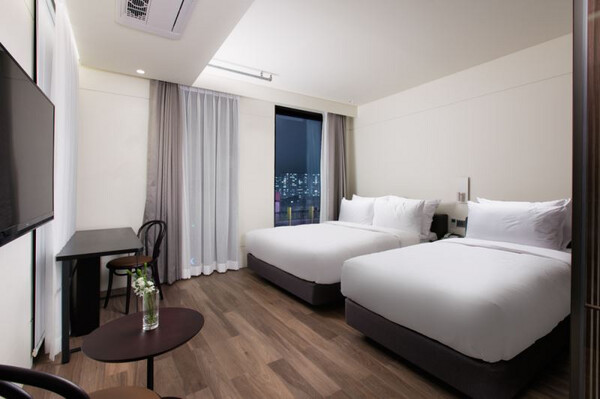 Random Room (Room Only)