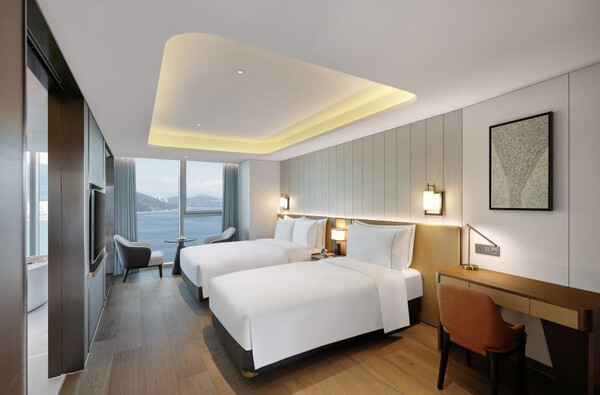 Green Valley Deluxe Family (with Breakfast)