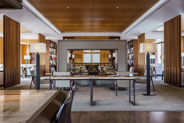 Executive Business Deluxe Double (includes The Executive Lounge benefits)