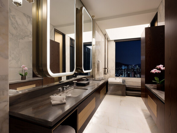 Superior Suite with Sofa Bed + Breakfast for 2