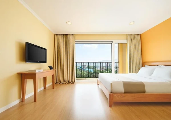 Deluxe (Two-Business Room, Hotel Type)