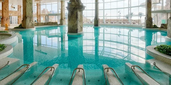 Suite (Cooking/Standard/Bed)