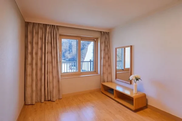 Family (Oak – Cooking / Park View / Bed)