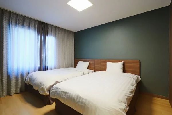 Family (Oak Clean / Standard / Bed)